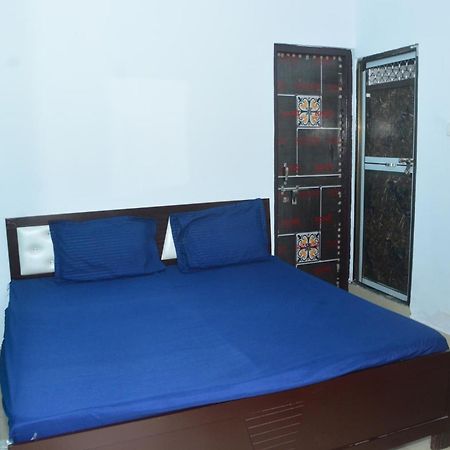 Hotel Chandrasha Villa Ayodhya Dham Ram Mandir 600 Meter 외부 사진