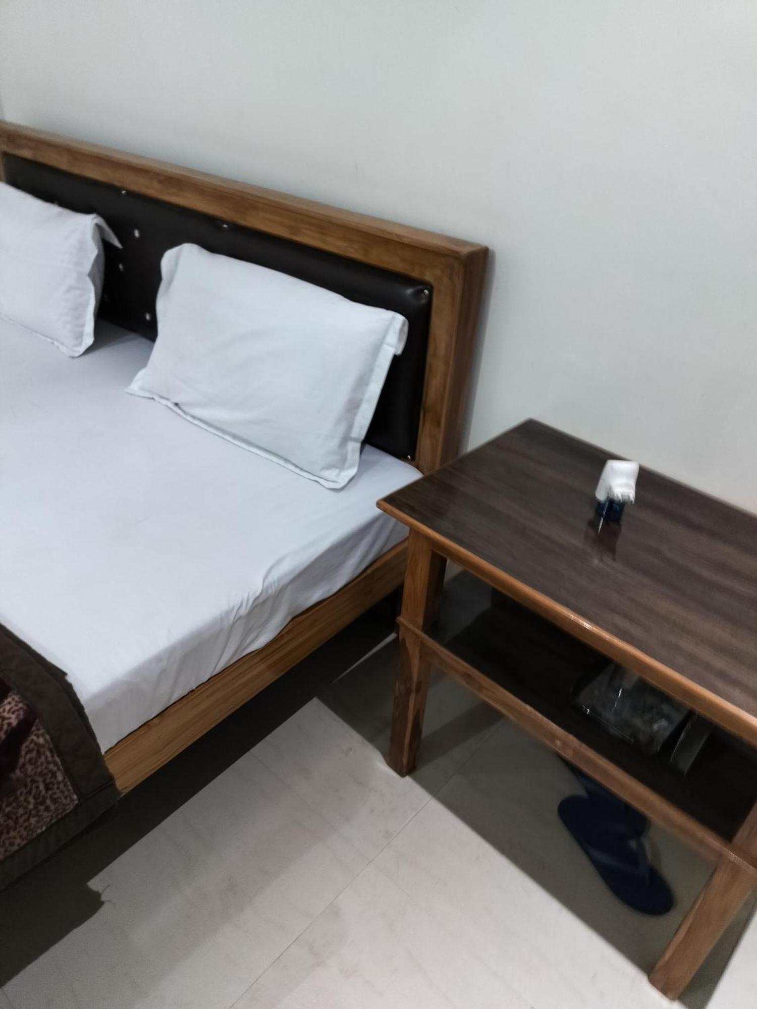 Hotel Chandrasha Villa Ayodhya Dham Ram Mandir 600 Meter 외부 사진