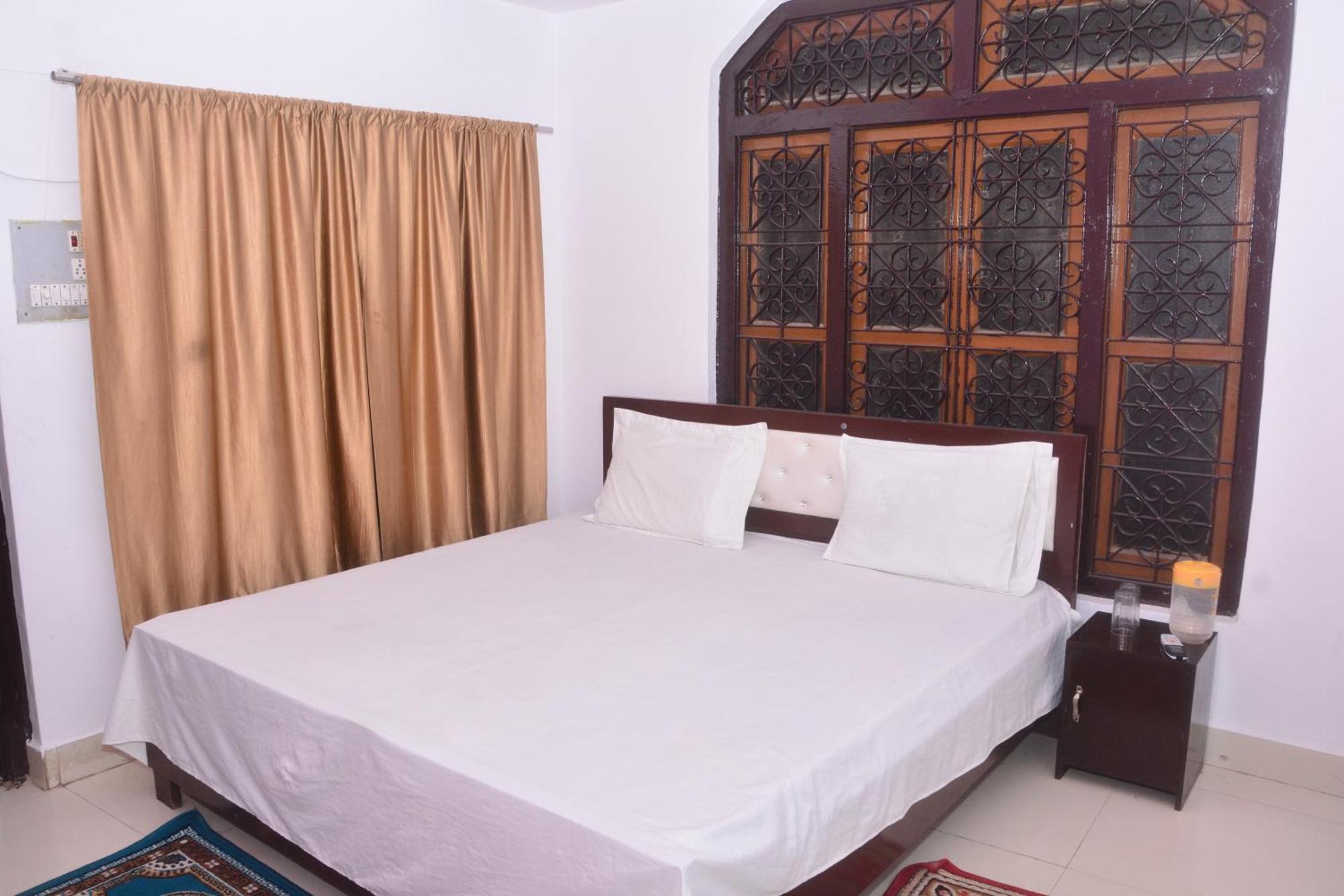 Hotel Chandrasha Villa Ayodhya Dham Ram Mandir 600 Meter 외부 사진